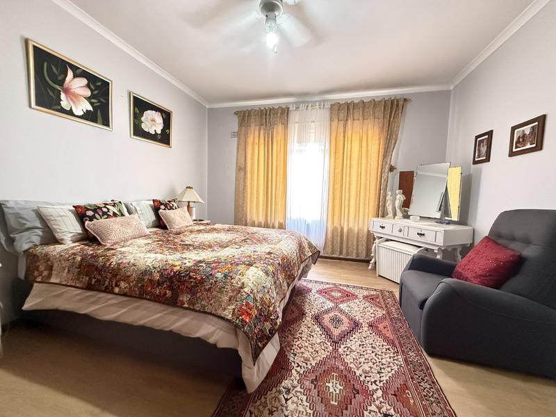 4 Bedroom Property for Sale in Panorama Western Cape